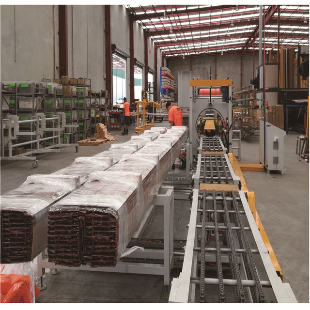 Поставка горизонтальной намоточной упаковочной машины GG600