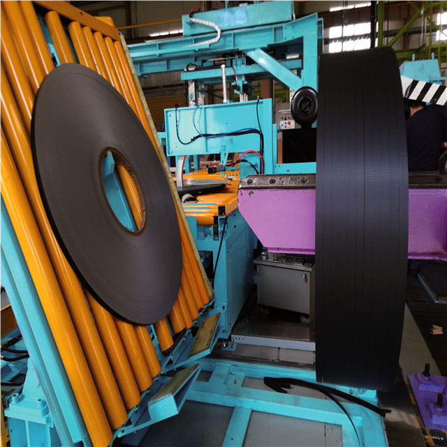 Полностью автоматическая горизонтальная линия упаковки стальной ленты